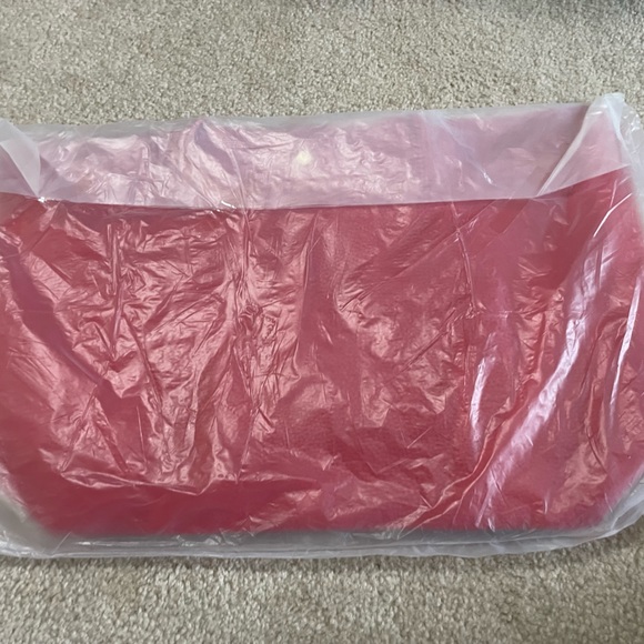 Big red purse - Picture 4 of 5